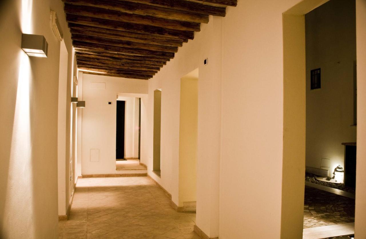 Nostromondo Ciancaleoni Palace Phòng bức ảnh